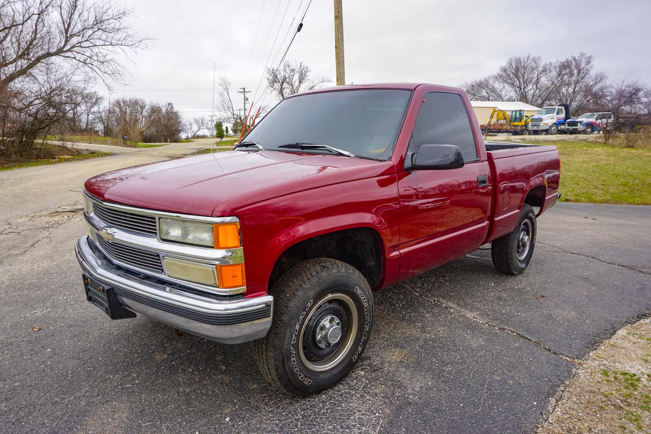 Chevrolet C/K 1500 Reg Cab 117.5" WB 4WD 1992