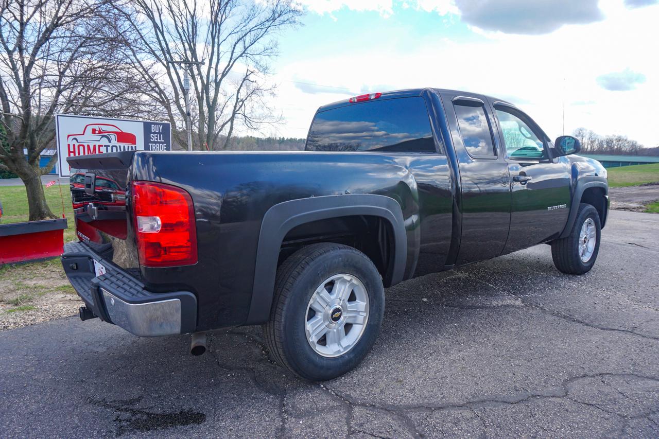 Chevrolet Silverado 1500 4WD Ext Cab 143.5" LT 2013