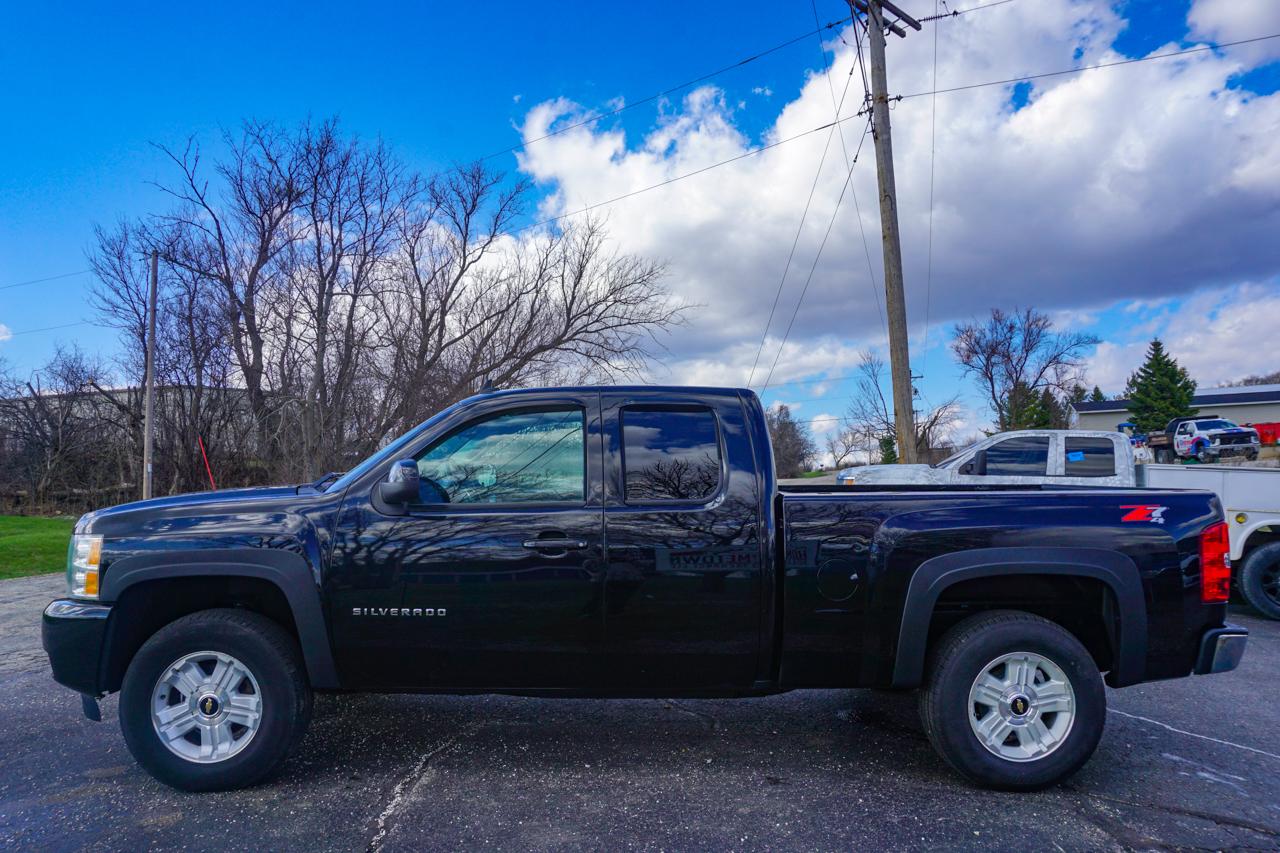 Chevrolet Silverado 1500 4WD Ext Cab 143.5" LT 2013