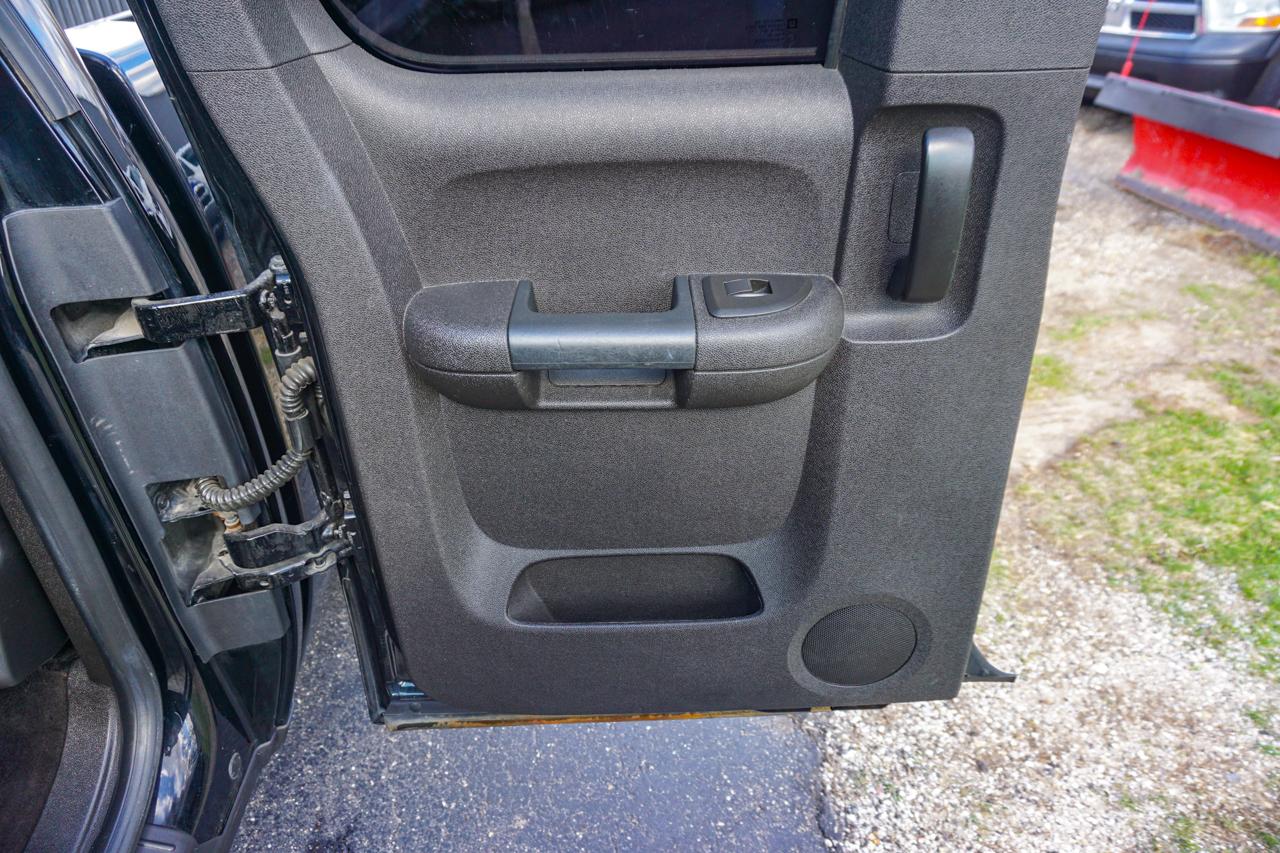 Chevrolet Silverado 1500 4WD Ext Cab 143.5" LT 2013