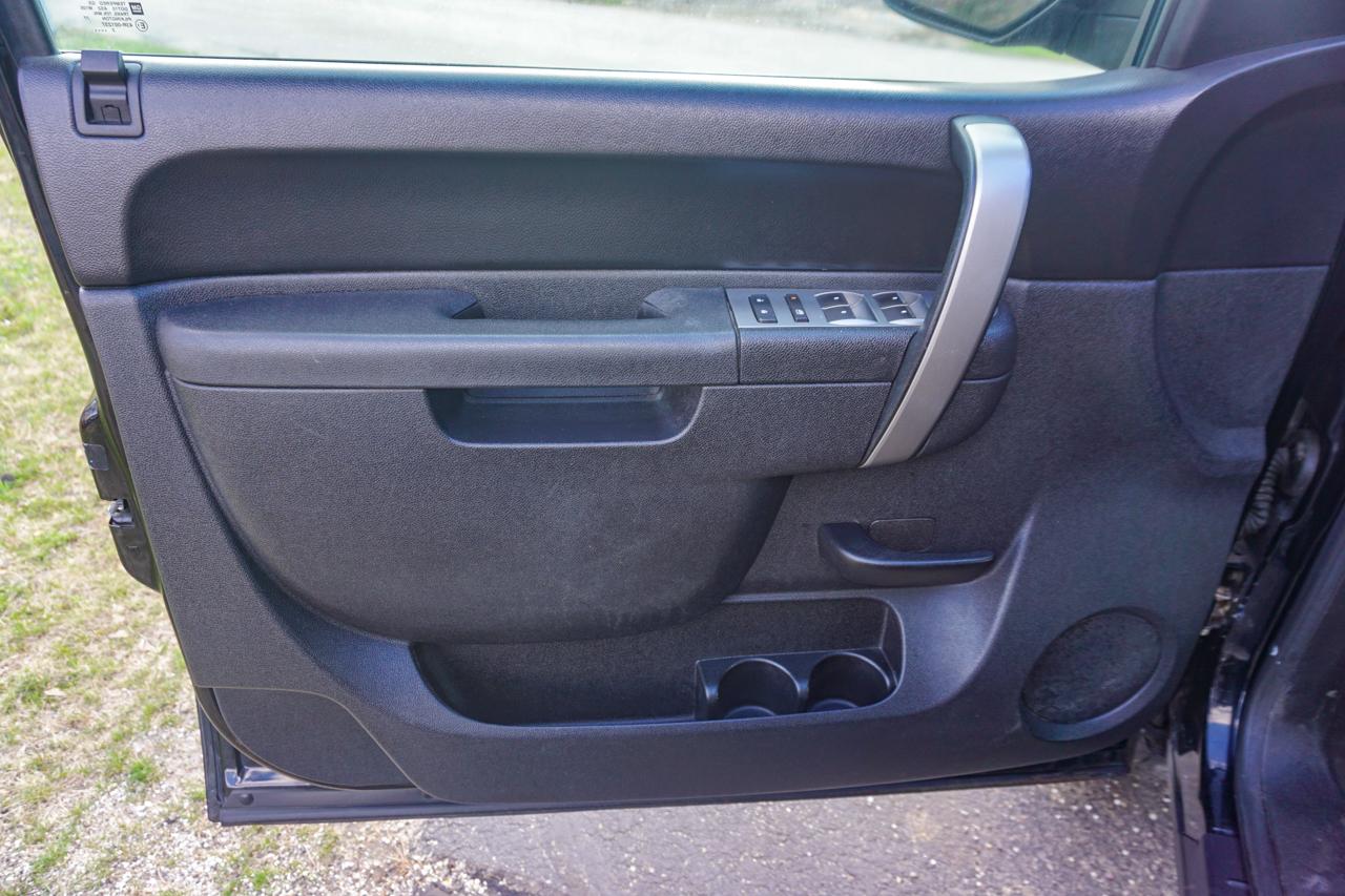 Chevrolet Silverado 1500 4WD Ext Cab 143.5" LT 2013