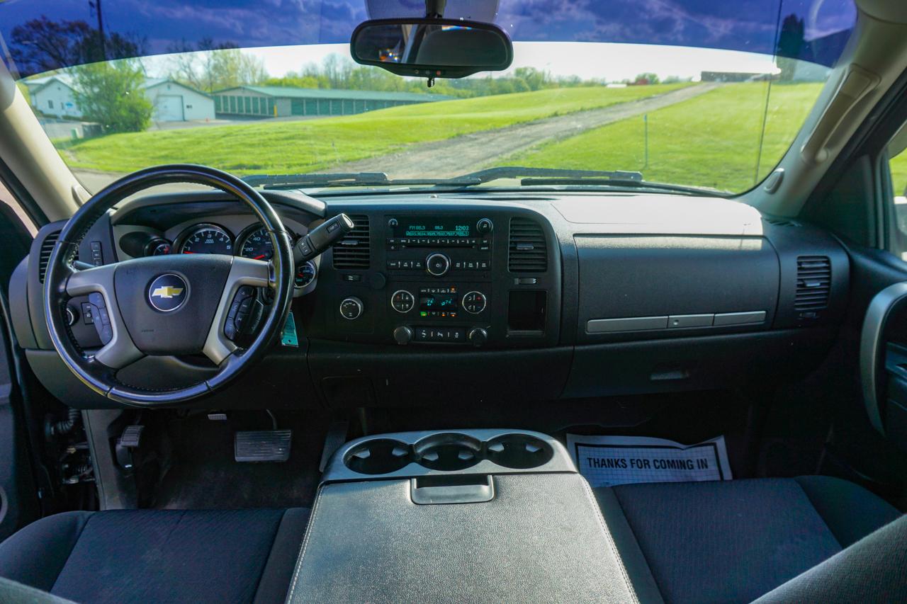 Chevrolet Silverado 1500 4WD Ext Cab 143.5" LT 2013