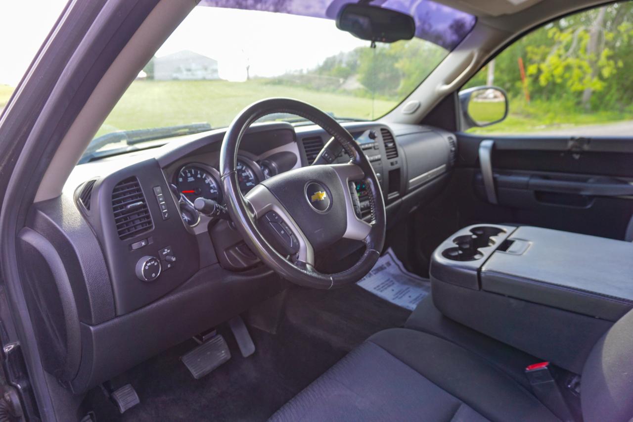 Chevrolet Silverado 1500 4WD Ext Cab 143.5" LT 2013
