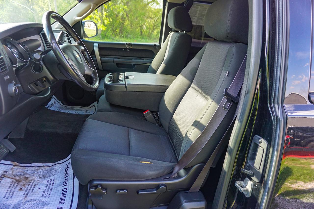 Chevrolet Silverado 1500 4WD Ext Cab 143.5" LT 2013