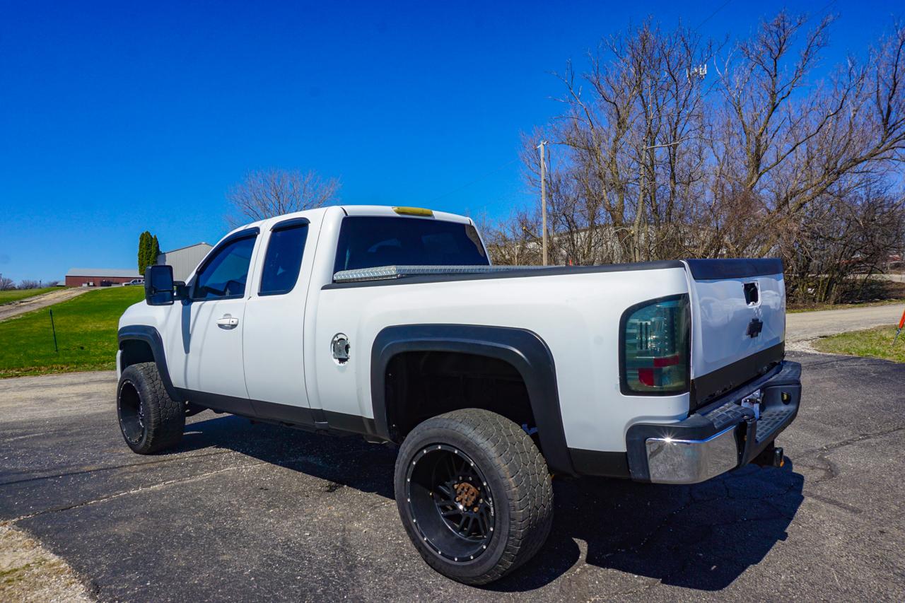 Chevrolet Silverado 2500HD 4WD Ext Cab 143.5" LT w/2LT 2007