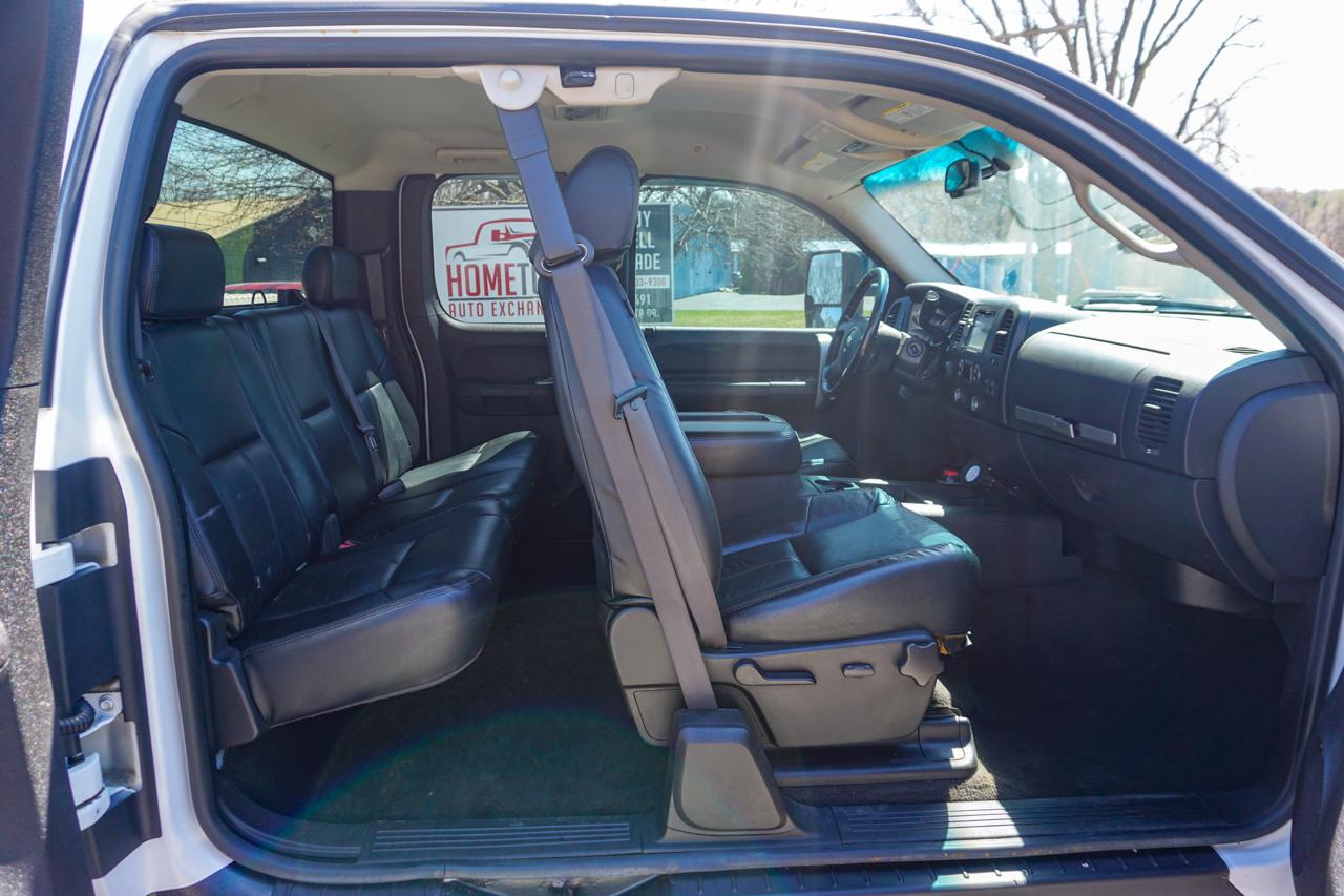 Chevrolet Silverado 2500HD 4WD Ext Cab 143.5" LT w/2LT 2007