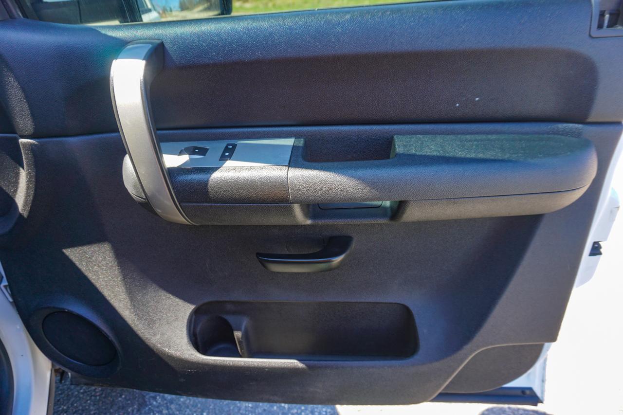 Chevrolet Silverado 2500HD 4WD Ext Cab 143.5" LT w/2LT 2007