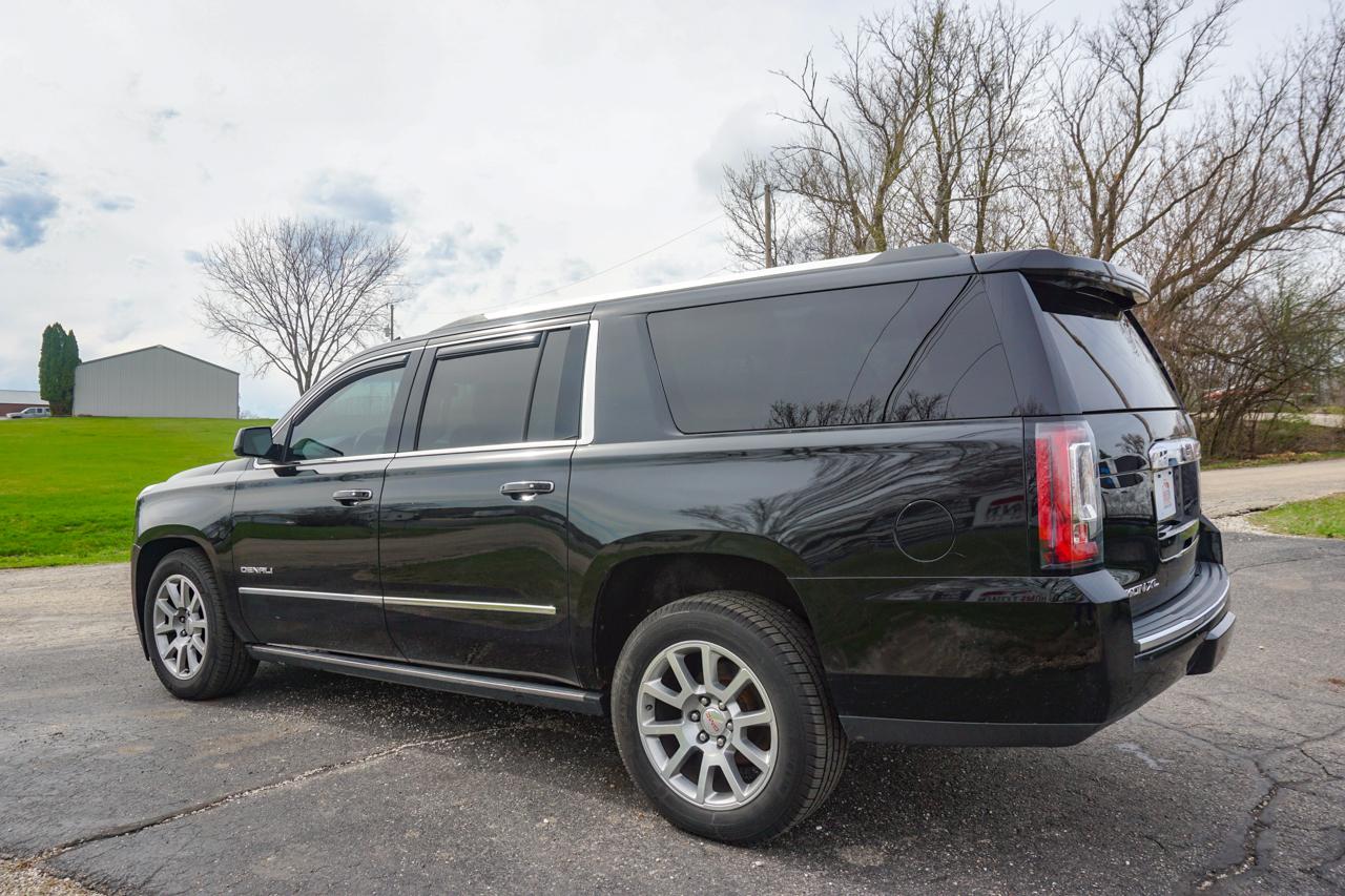 GMC Yukon XL 4WD 4dr Denali 2015
