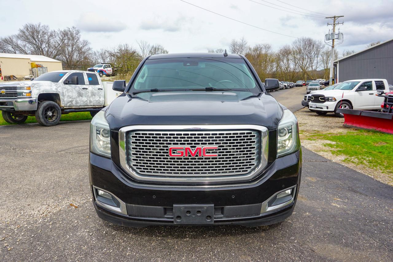GMC Yukon XL 4WD 4dr Denali 2015
