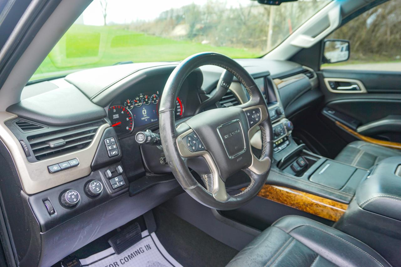 GMC Yukon XL 4WD 4dr Denali 2015