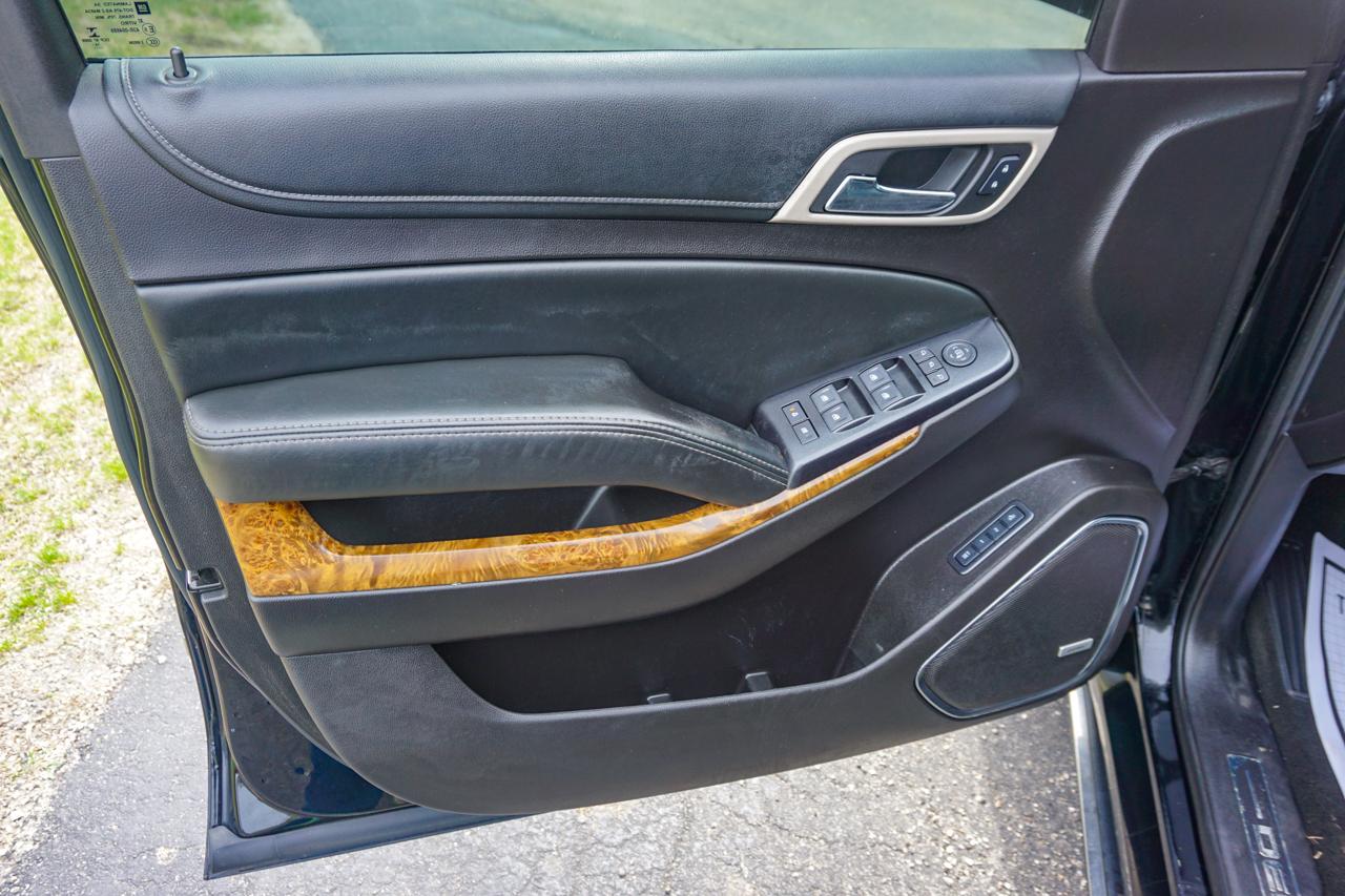 GMC Yukon XL 4WD 4dr Denali 2015