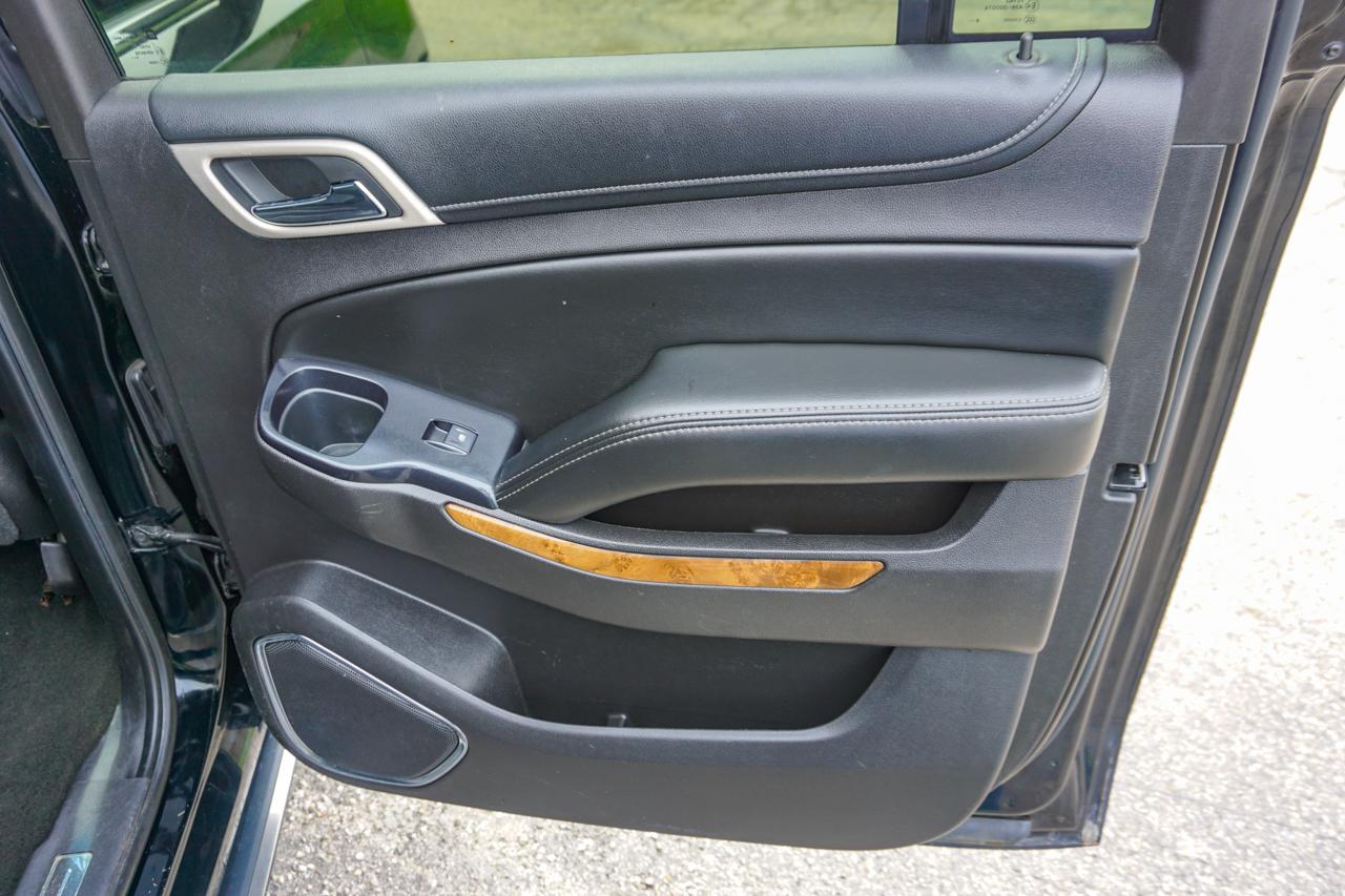 GMC Yukon XL 4WD 4dr Denali 2015