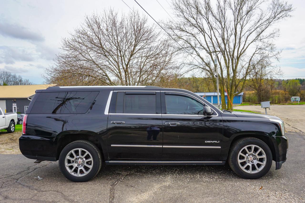 GMC Yukon XL 4WD 4dr Denali 2015