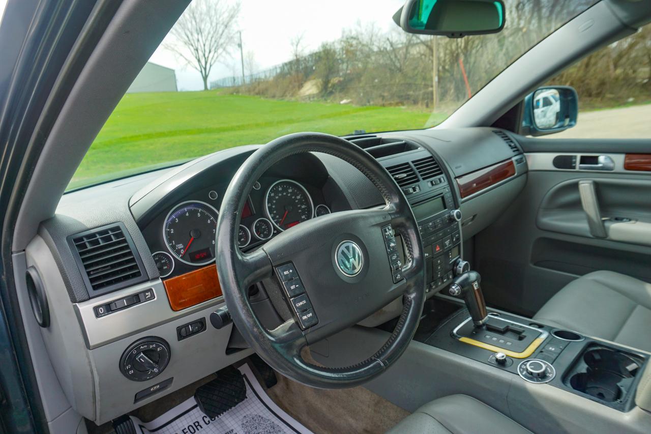 Volkswagen Touareg 4dr V6 2005