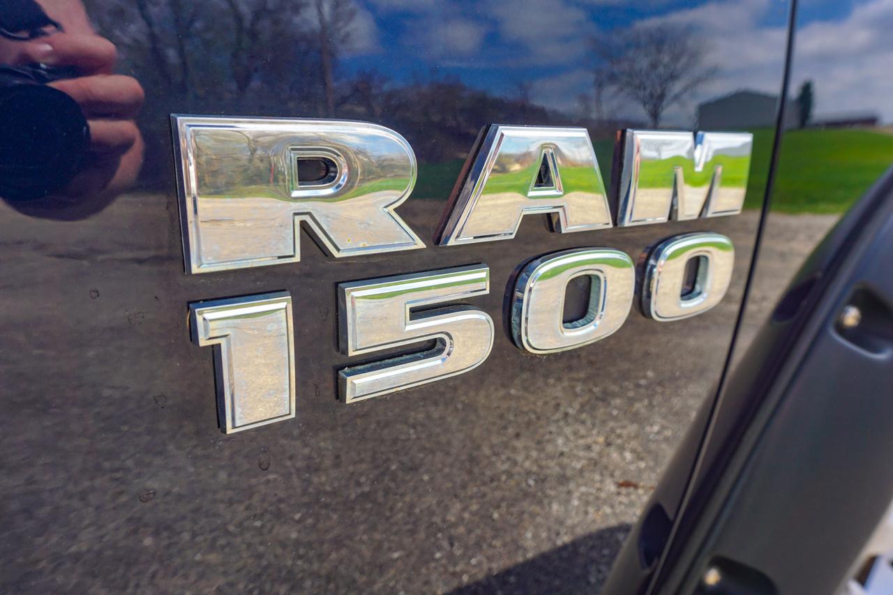 RAM 1500 4WD Quad Cab 140.5" Express 2013