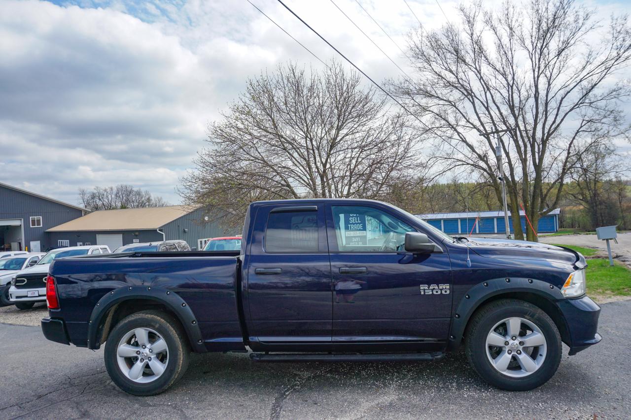 RAM 1500 4WD Quad Cab 140.5" Express 2013