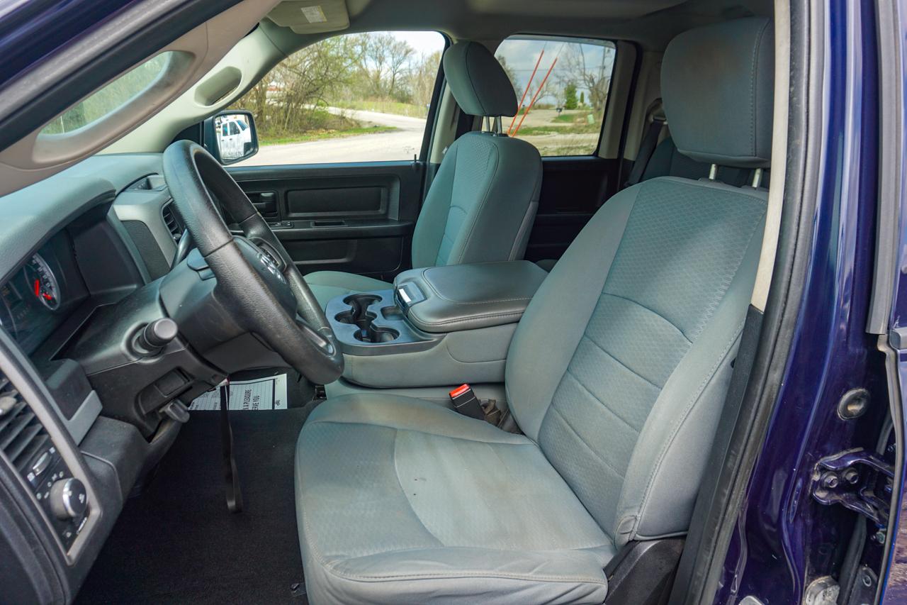 RAM 1500 4WD Quad Cab 140.5" Express 2013