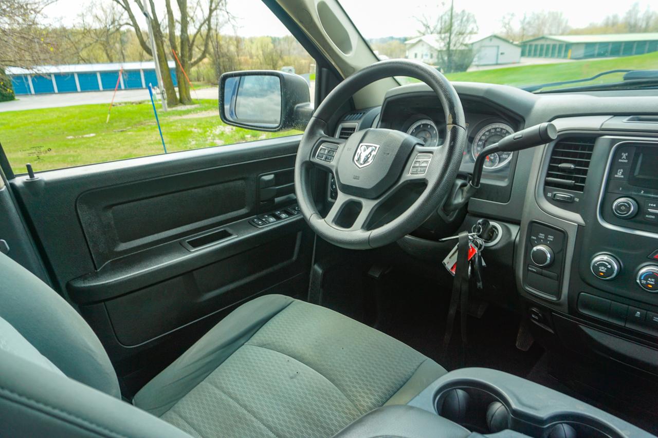 RAM 1500 4WD Quad Cab 140.5" Express 2013