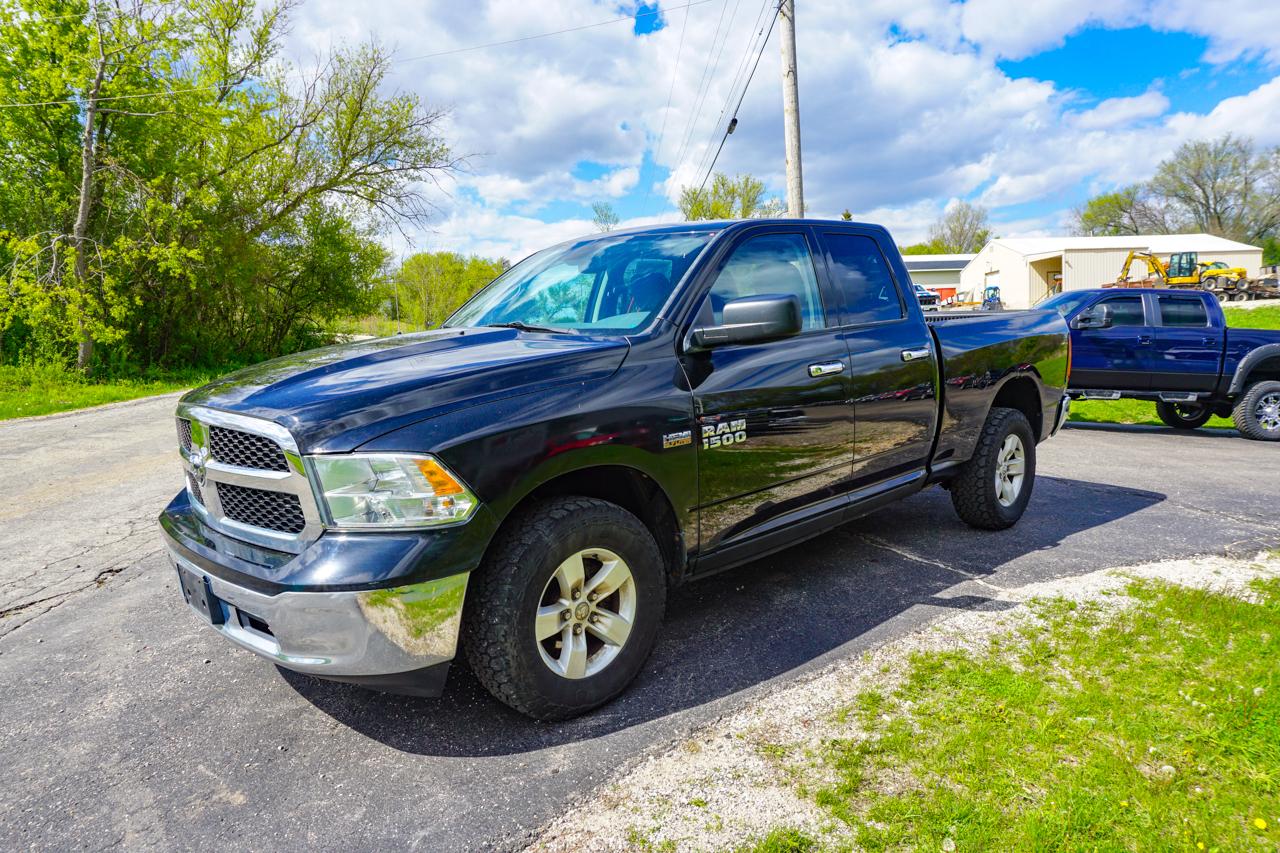 RAM 1500 4WD Quad Cab 140.5" SLT 2014