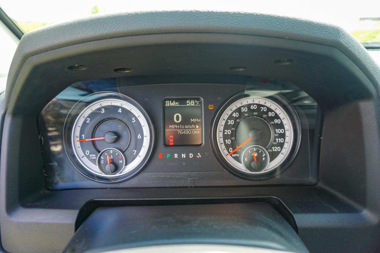 RAM 1500 4WD Quad Cab 140.5" SLT 2014