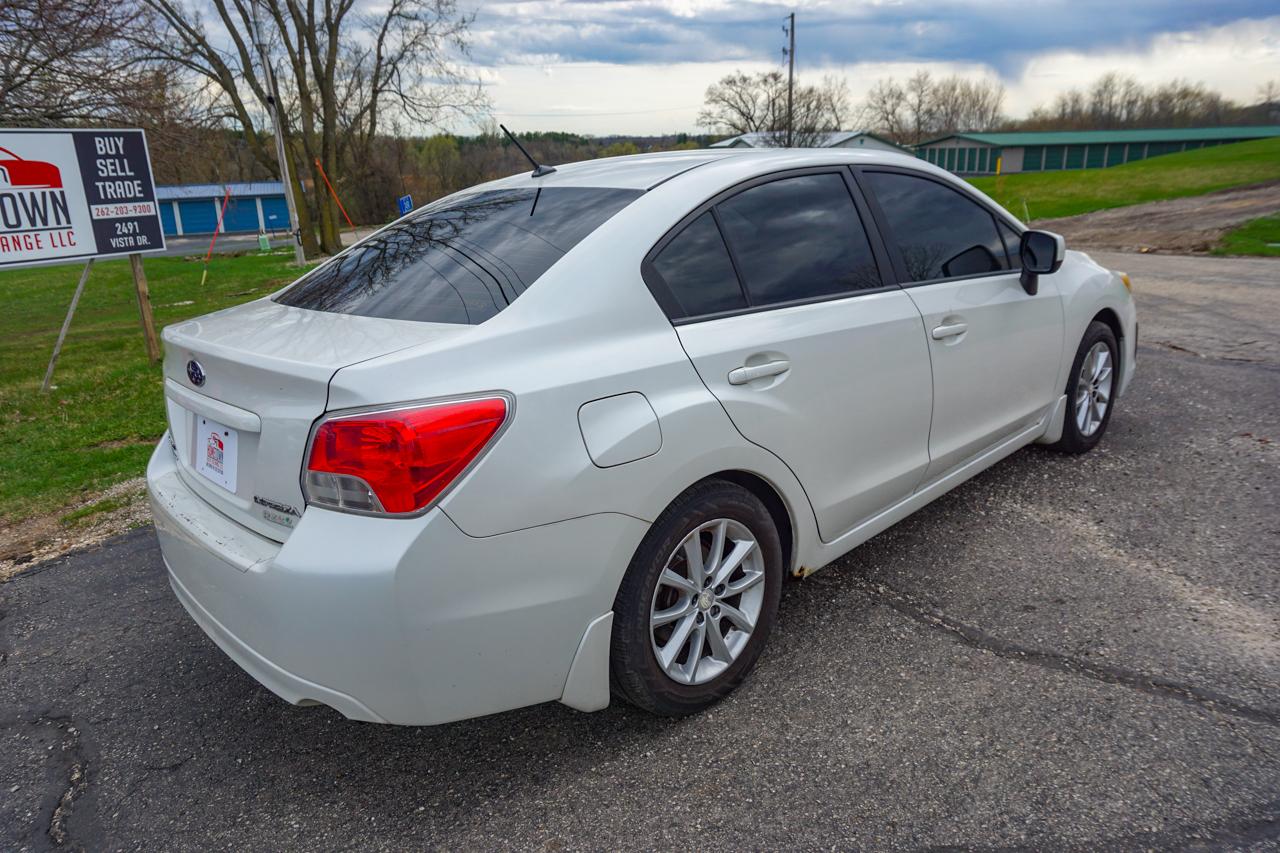 Subaru Impreza Sedan 4dr Auto 2.0i Premium 2013