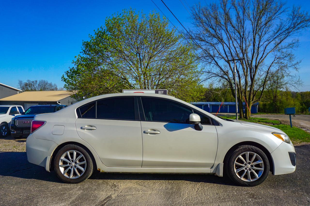 Subaru Impreza Sedan 4dr Auto 2.0i Premium 2013