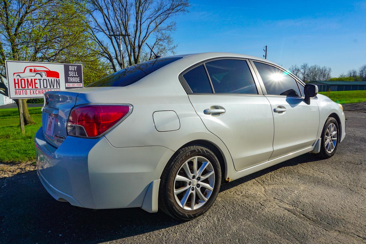 Subaru Impreza Sedan 4dr Auto 2.0i Premium 2013