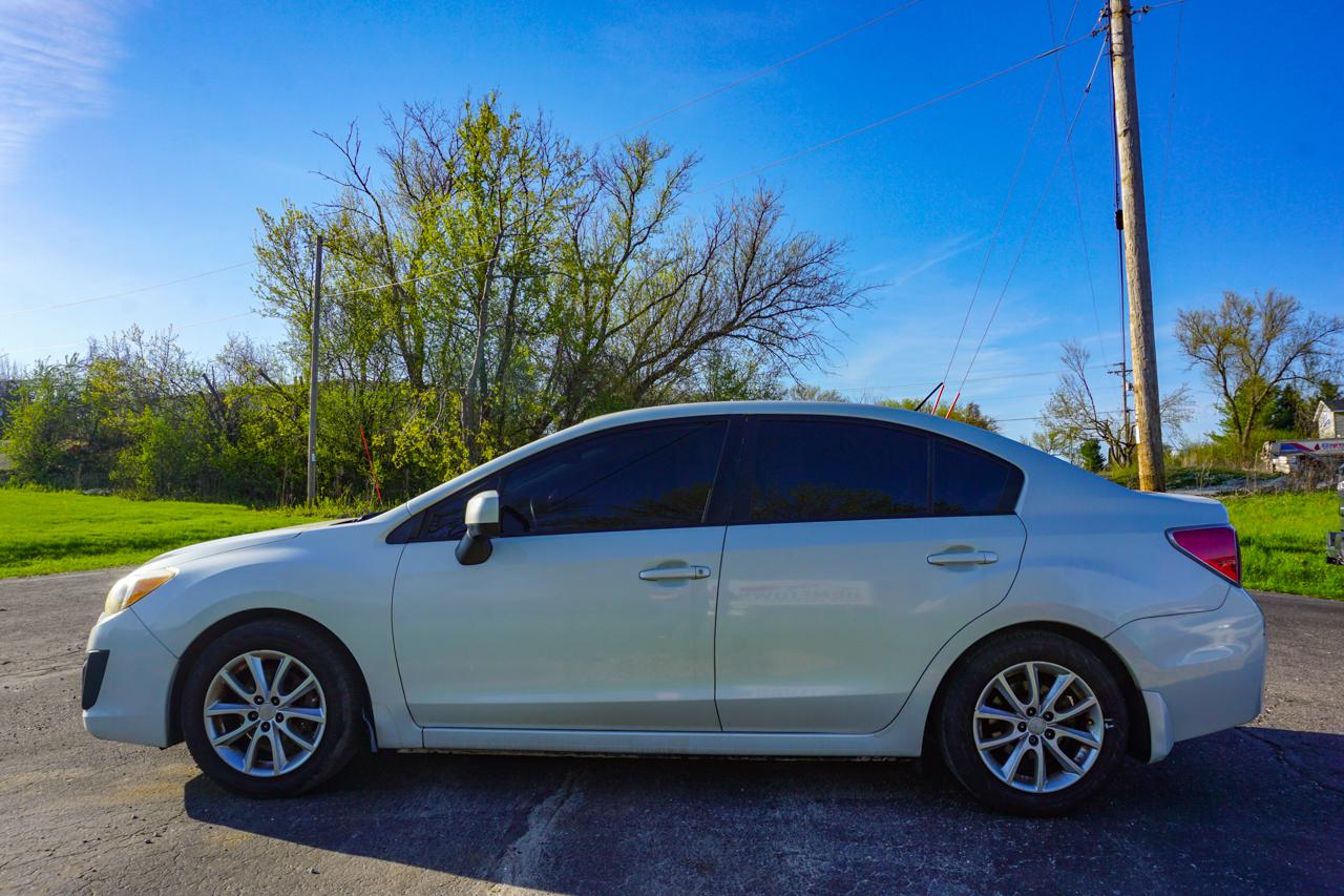 Subaru Impreza Sedan 4dr Auto 2.0i Premium 2013