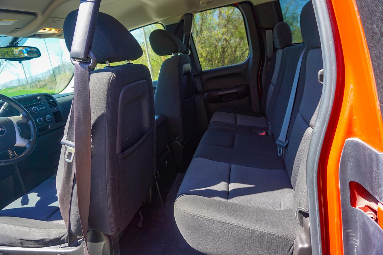 GMC Sierra 1500 4WD Ext Cab 143.5" SLE 2010