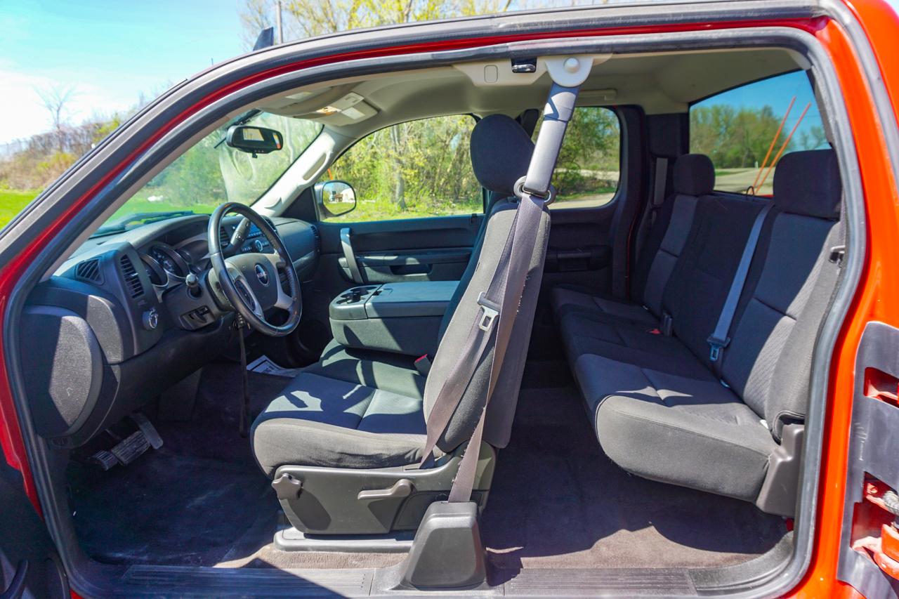 GMC Sierra 1500 4WD Ext Cab 143.5" SLE 2010