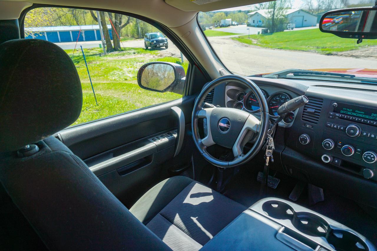 GMC Sierra 1500 4WD Ext Cab 143.5" SLE 2010