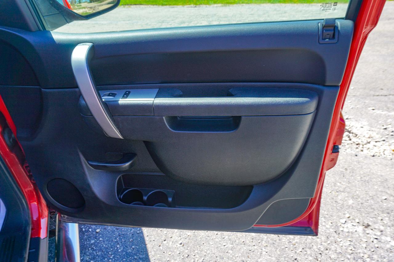 GMC Sierra 1500 4WD Ext Cab 143.5" SLE 2010