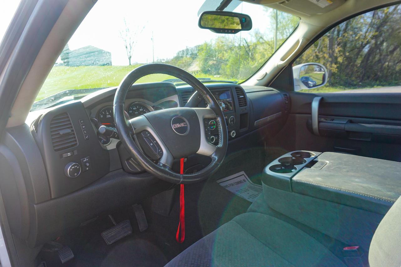 GMC Sierra 1500 4WD Crew Cab 143.5" SLE1 2008