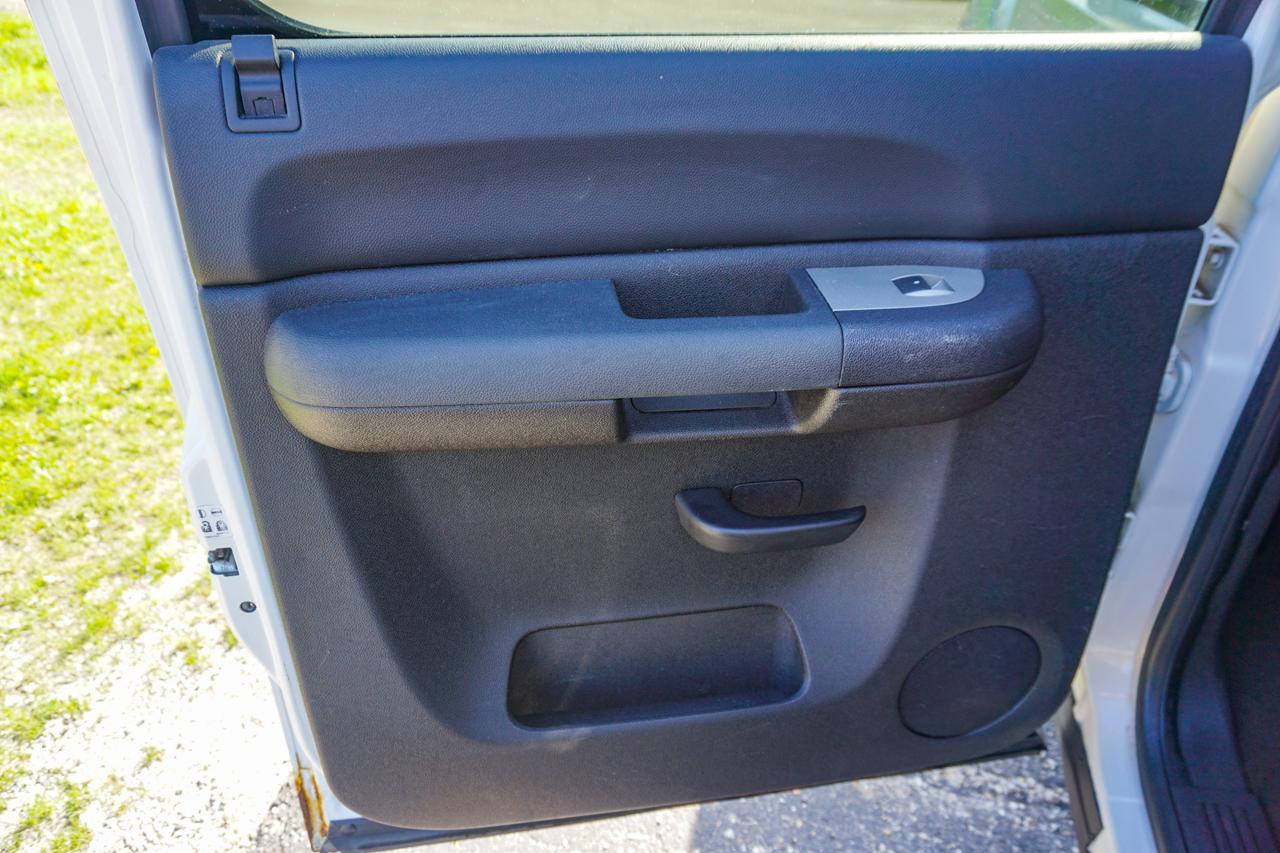 GMC Sierra 1500 4WD Crew Cab 143.5" SLE1 2008