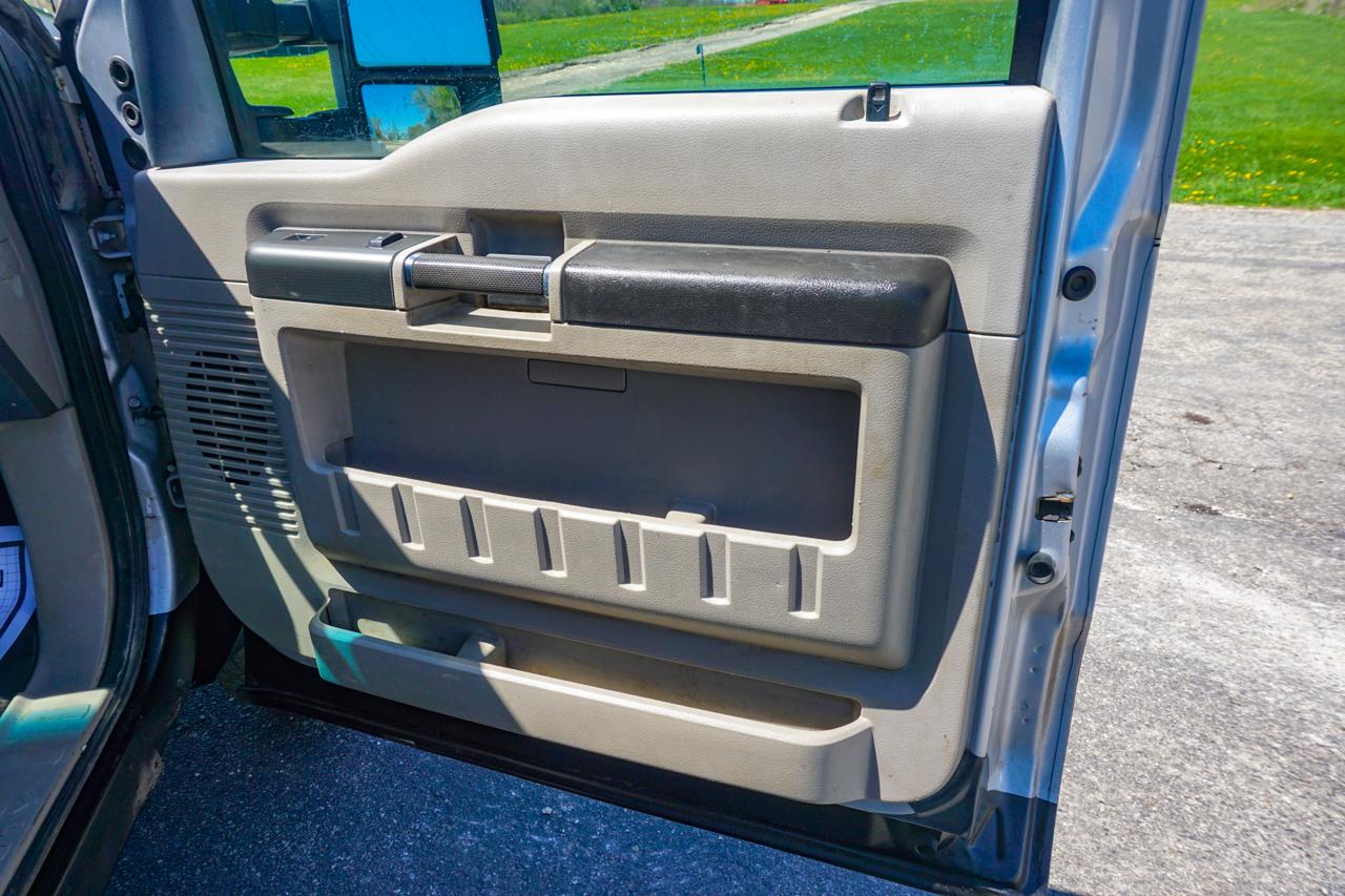 Ford Super Duty F-350 SRW 4WD SuperCab 142" Lariat 2008