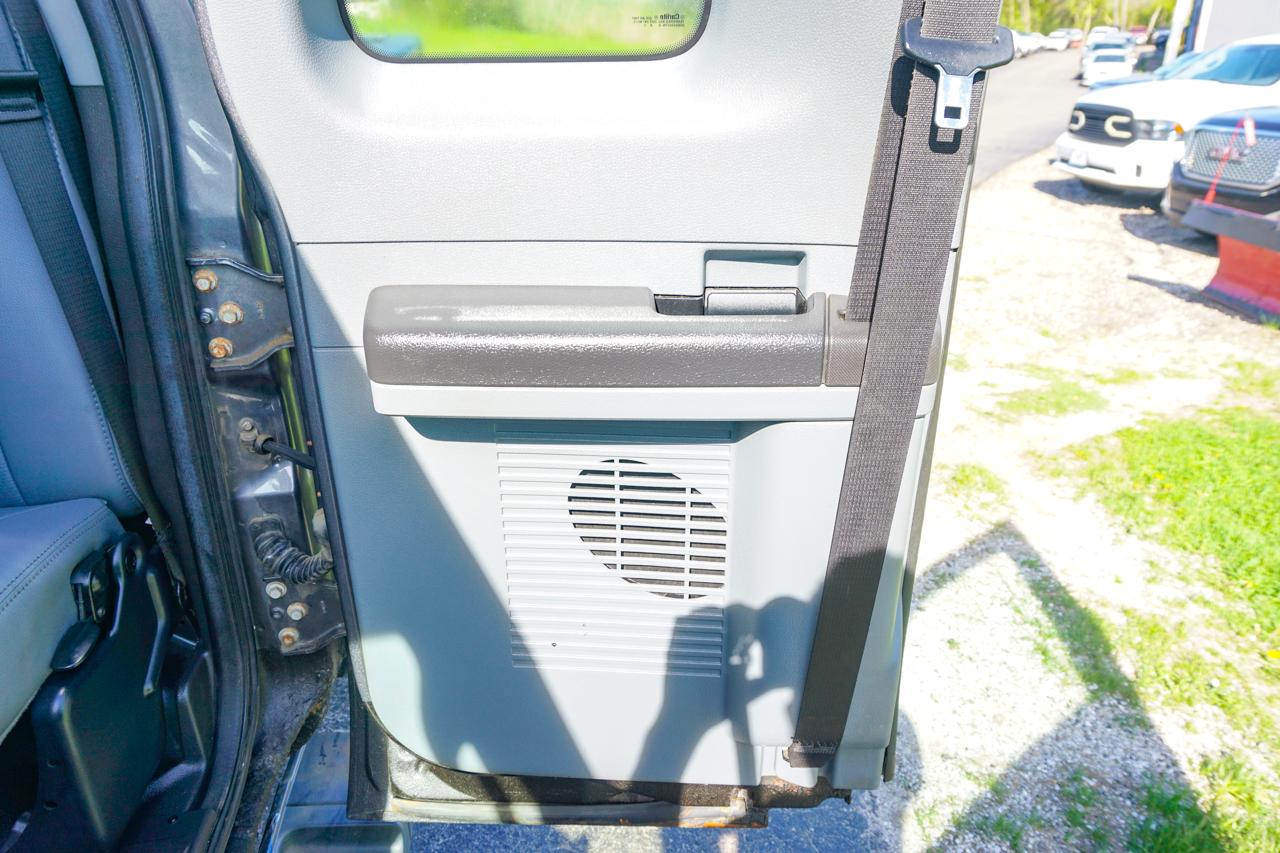 Ford Super Duty F-250 SRW 4WD SuperCab 142" XLT 2011