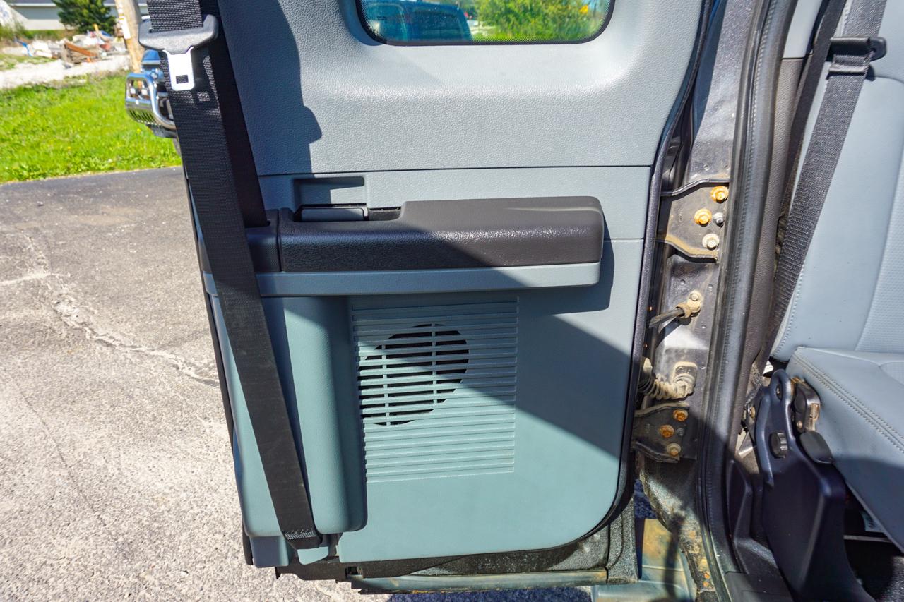 Ford Super Duty F-250 SRW 4WD SuperCab 142" XLT 2011