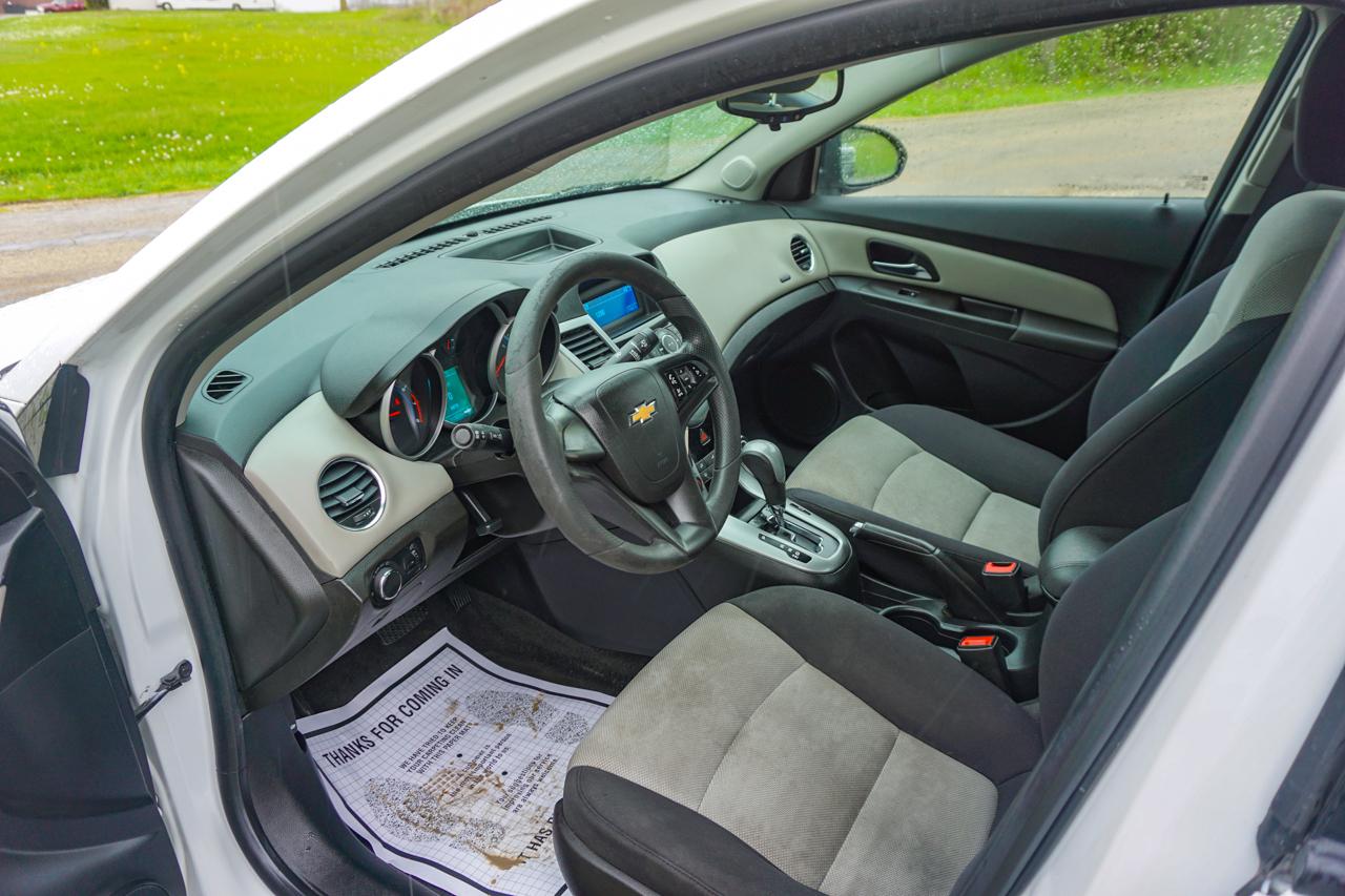 Chevrolet Cruze 4dr Sdn Auto LS 2014