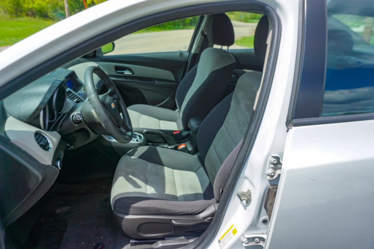 Chevrolet Cruze 4dr Sdn Auto LS 2014