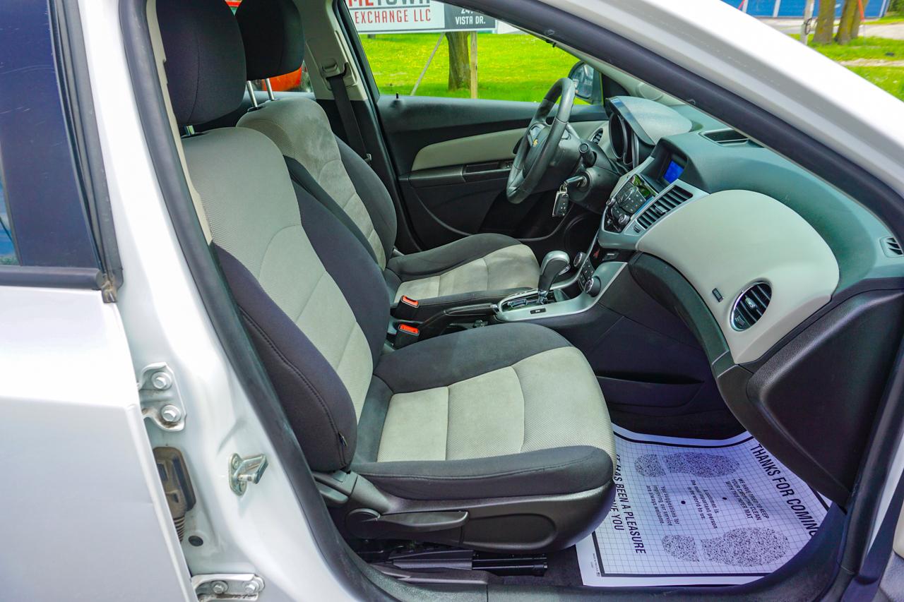 Chevrolet Cruze 4dr Sdn Auto LS 2014
