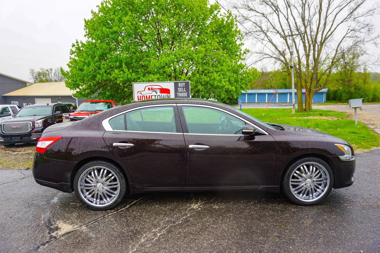Nissan Maxima 4dr Sdn V6 CVT 3.5 SV 2012