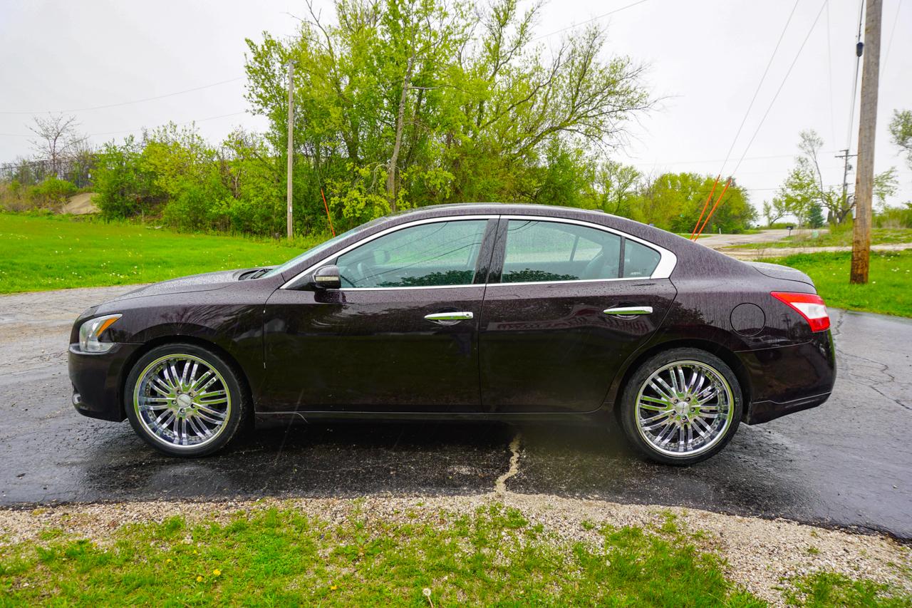 Nissan Maxima 4dr Sdn V6 CVT 3.5 SV 2012