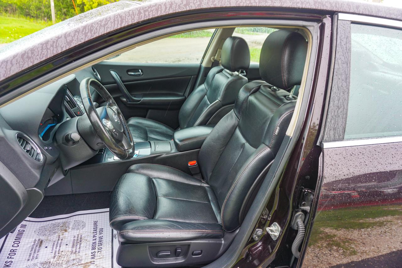 Nissan Maxima 4dr Sdn V6 CVT 3.5 SV 2012