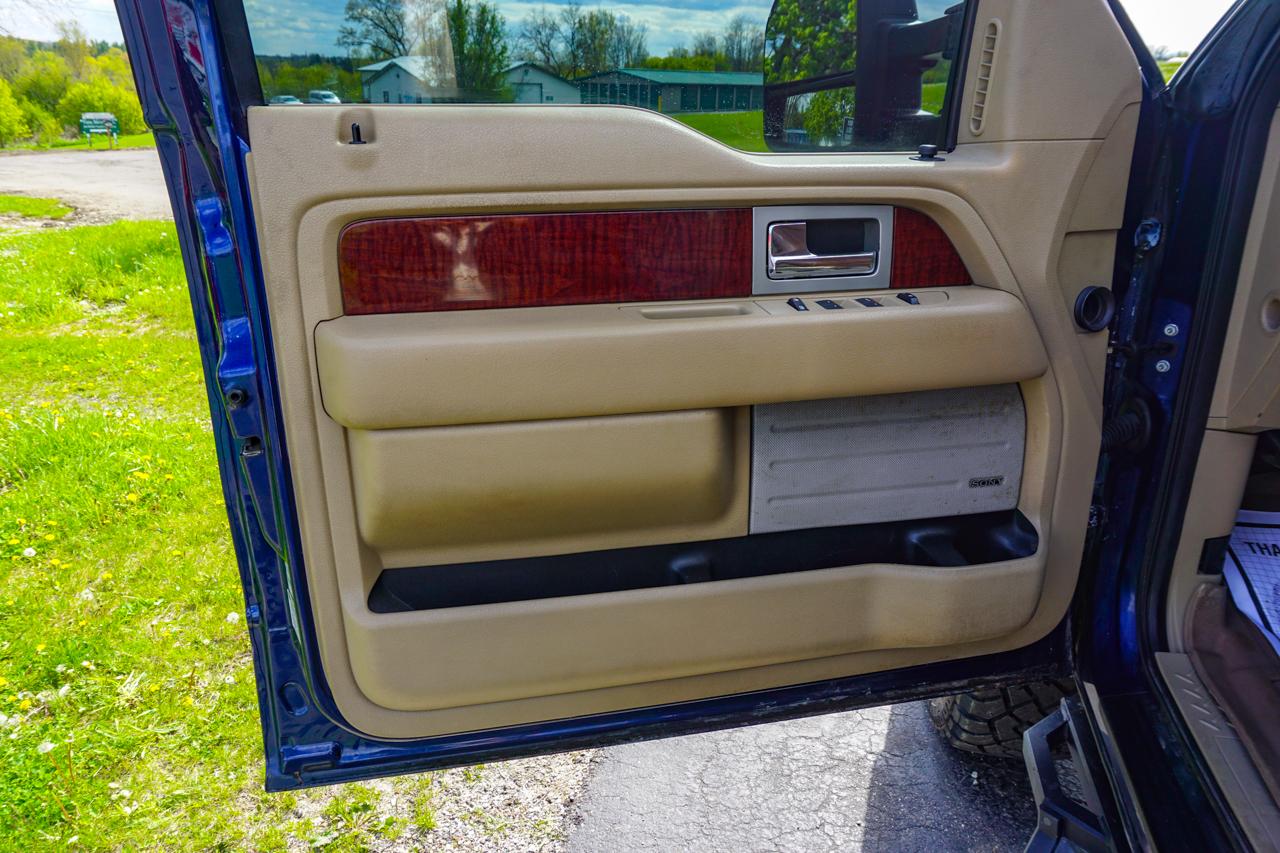Ford F-150 4WD SuperCrew 145" King Ranch 2010