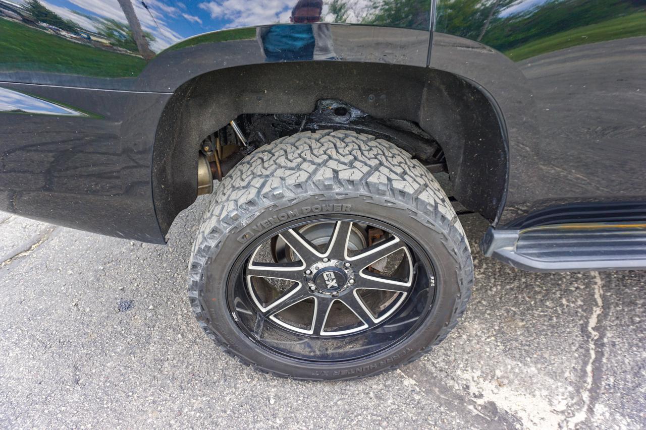 Chevrolet Tahoe 4WD 4dr LT 2015