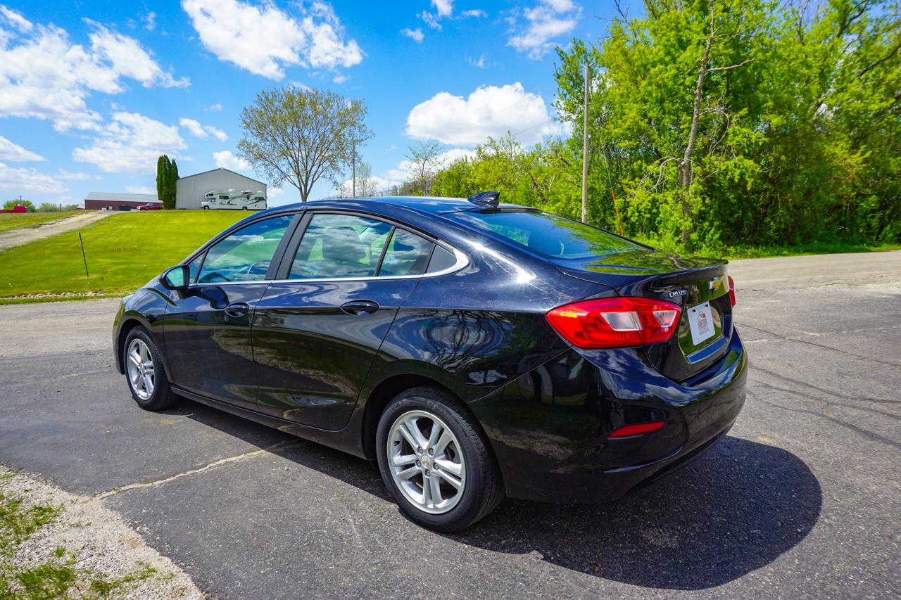 Chevrolet Cruze 4dr Sdn 1.4L LT w/1SD 2017