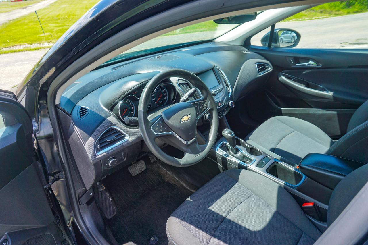 Chevrolet Cruze 4dr Sdn 1.4L LT w/1SD 2017