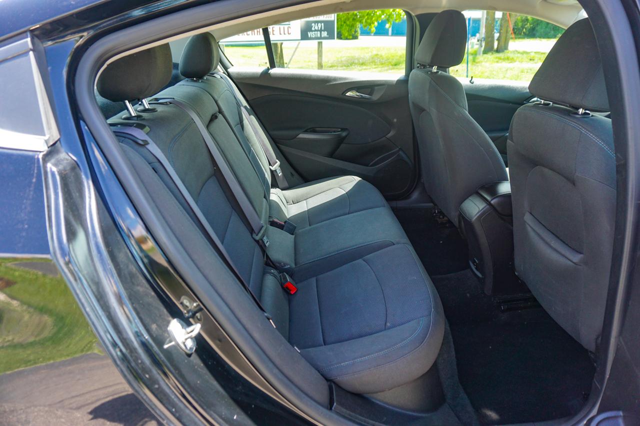 Chevrolet Cruze 4dr Sdn 1.4L LT w/1SD 2017