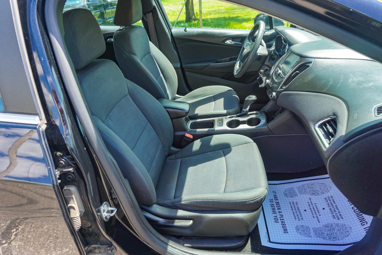 Chevrolet Cruze 4dr Sdn 1.4L LT w/1SD 2017