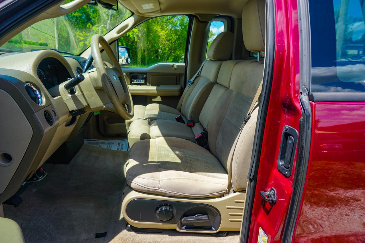 Ford F-150 Reg Cab Flareside 126" XLT 4WD 2006